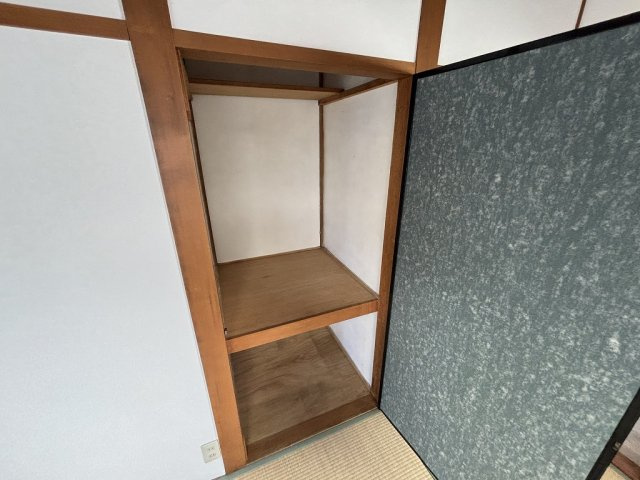 福田5丁目貸家の収納
