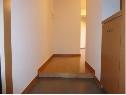 杉並区高円寺北３丁目の賃貸マンションの玄関