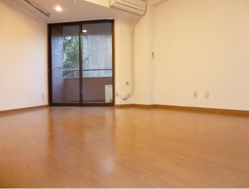 杉並区高円寺北３丁目の賃貸マンションの居間・リビング