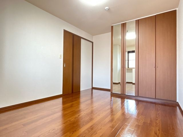 ウイング清水山の内装