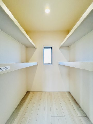 太田茂木町の収納|2WICでお部屋も片付きます♪