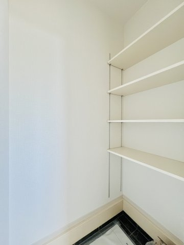 渋川市八木原の収納|ご家族の履物もスッキリ片付くSIC◎