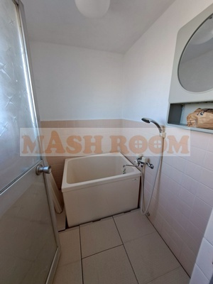 半沢ビルの浴室