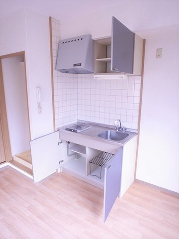 ホリデンハイツ西新のキッチン