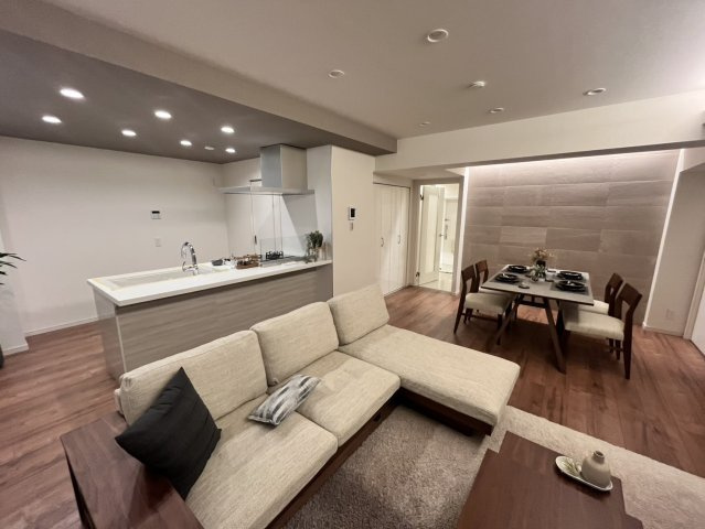 【居間・リビング】