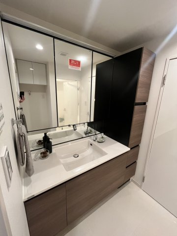 【独立洗面台】