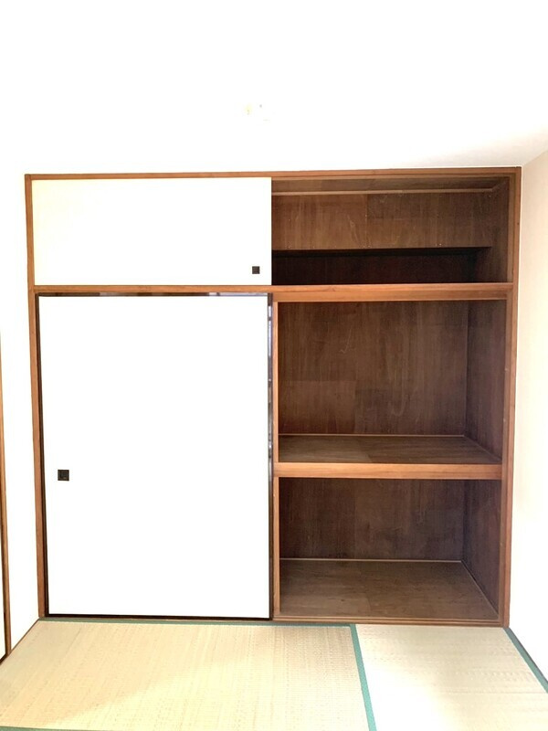 川崎市麻生区百合丘３丁目の賃貸マンションの収納