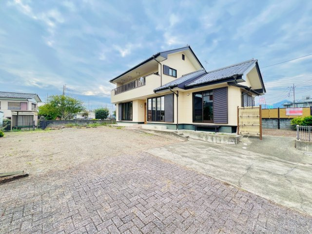 高崎市浜川町の外観|５台以上駐車可能◎