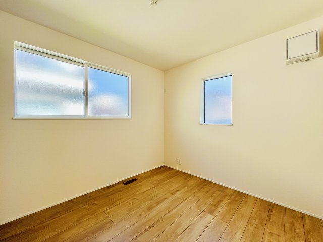 高崎日光町の洋室|子ども部屋や書斎にも使える万能スペース