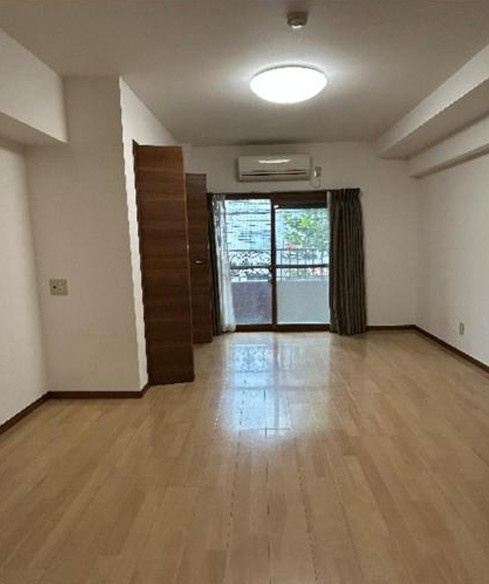 長興新中野マンションの居間・リビング