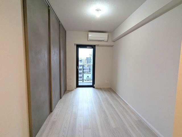 SEASON FLATS新御徒町EASTの設備|リビング、南向き、エアコン付、インターネットWi-Fi無料