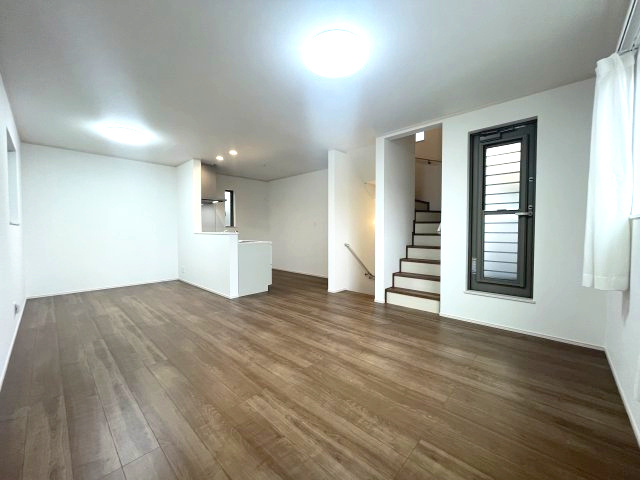 所沢市弥生町の居間・リビング|ゆったりとした居間です