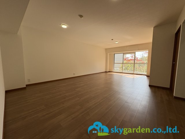 鎌倉ロジュマンＤ棟の居間・リビング