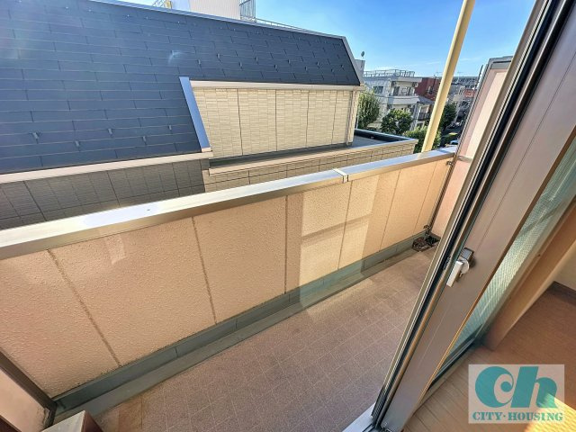 プランドウル大森 303号室のバルコニー