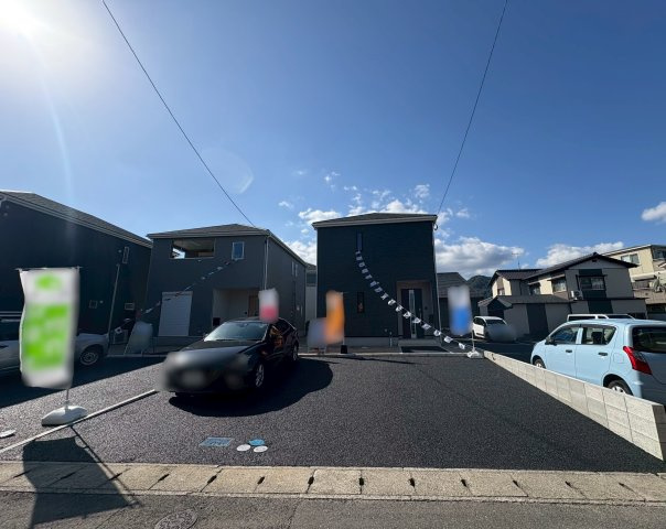 京都郡苅田町京町１丁目　新築一戸建ての外観|駐車場は並列2~3台♪
【苅田町　新築戸建て】