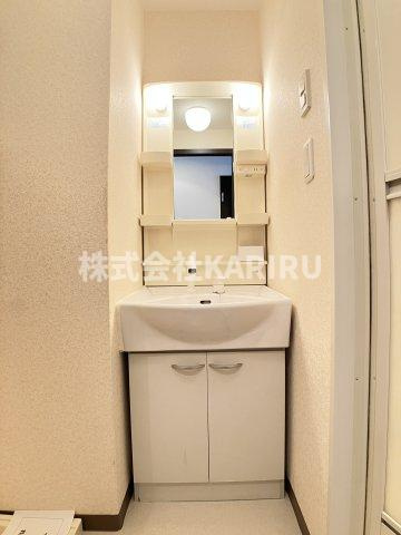 ディ・アリヴィオ　千林の洗面所