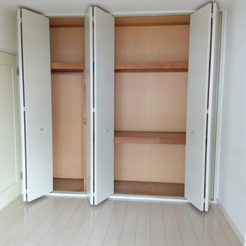 エルタウン学園Ⅵの収納