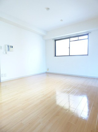 本山アネックスの洋室