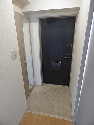 本山アネックスの玄関