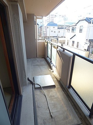 本山アネックスのバルコニー