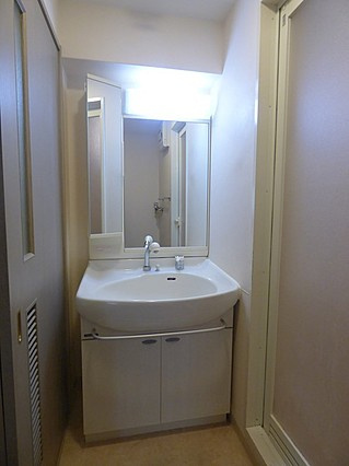 本山アネックスの洗面所