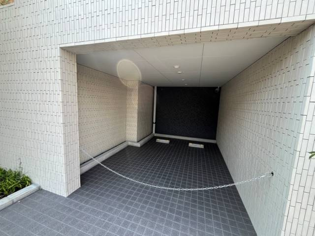 ミレーネ芦屋東山の駐車場