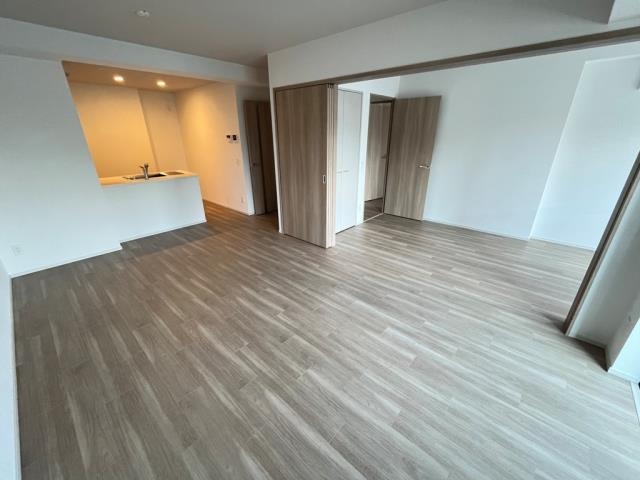 ミレーネ芦屋東山の居間・リビング