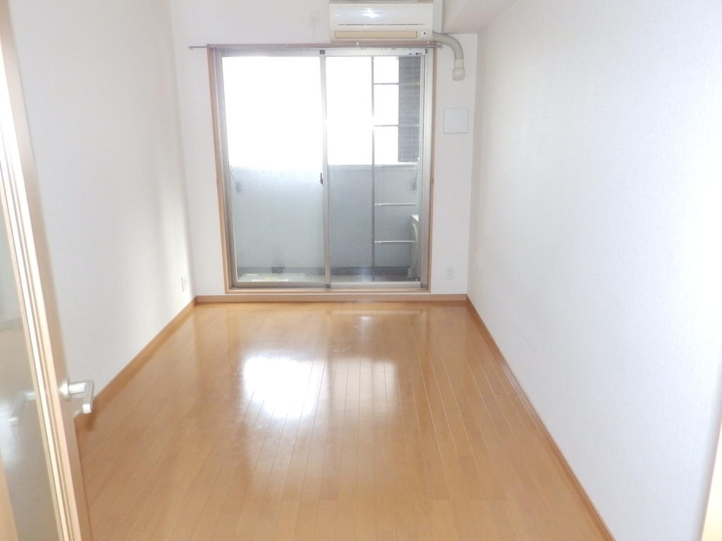 アレス六甲の居間・リビング