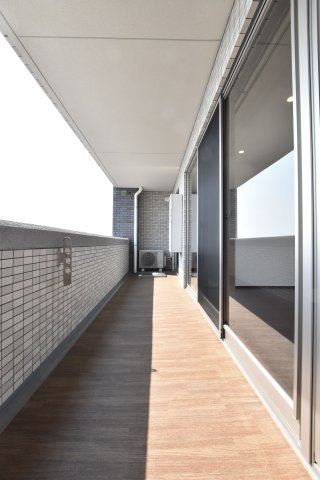 プレジオ帝塚山のバルコニー