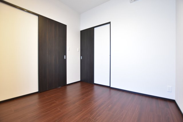 プレジオ帝塚山の寝室