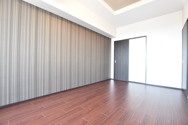 プレジオ帝塚山の洋室