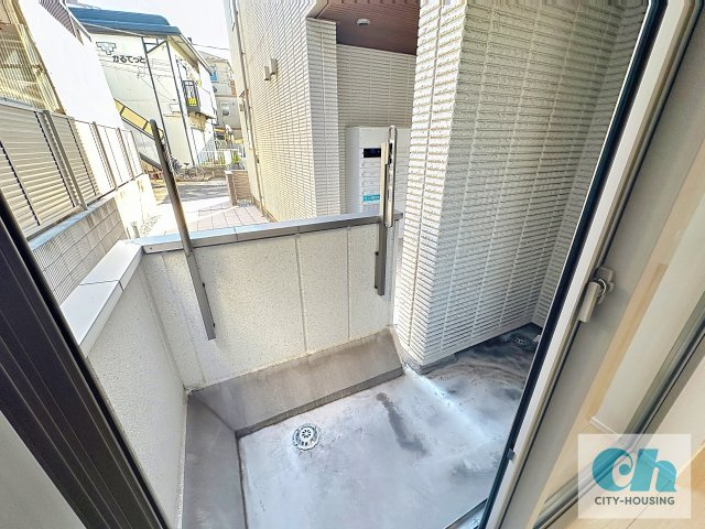 サンシャインS 101号室のバルコニー