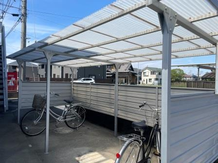 ファミーユ友光のロビー