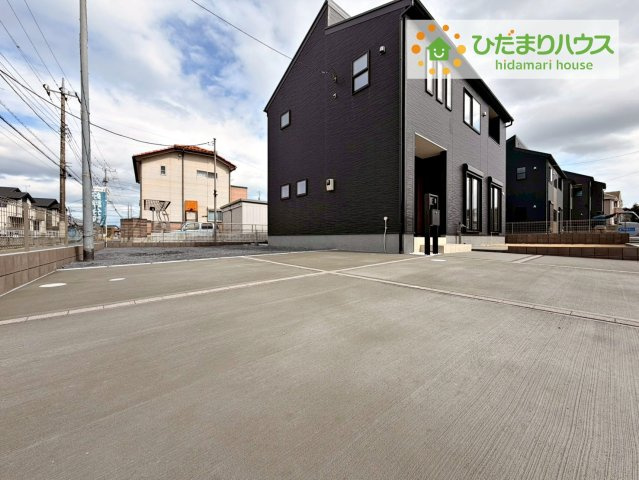 ひたちなか足崎20期　新築戸建　1号棟の駐車場|マイホームなら駐車場代がかかりません。しかも、自宅の駐車場で洗車ができます！今までコイン洗車に行っていた手間も省けて、節約にもつながります(^^♪