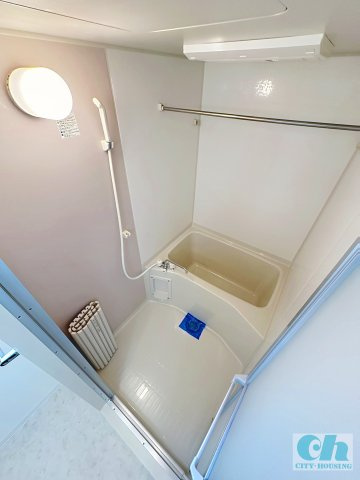 ボーブリアンあさひ 608号室の浴室