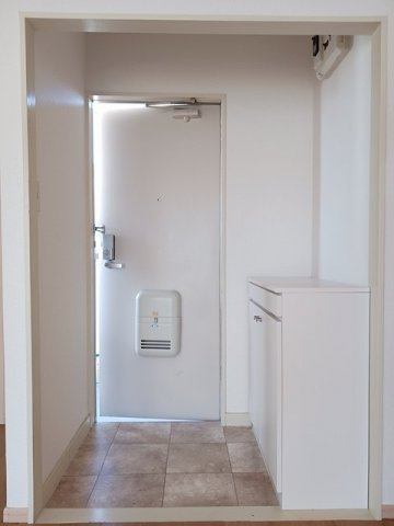 パステルハイツ２１　Ｂの玄関|きれいな玄関です