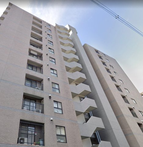 ファミーユ西梅田