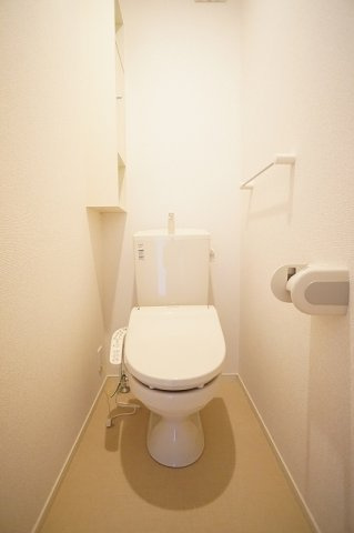 サニーレジデンスⅣのトイレ|シンプルで使いやすいトイレです