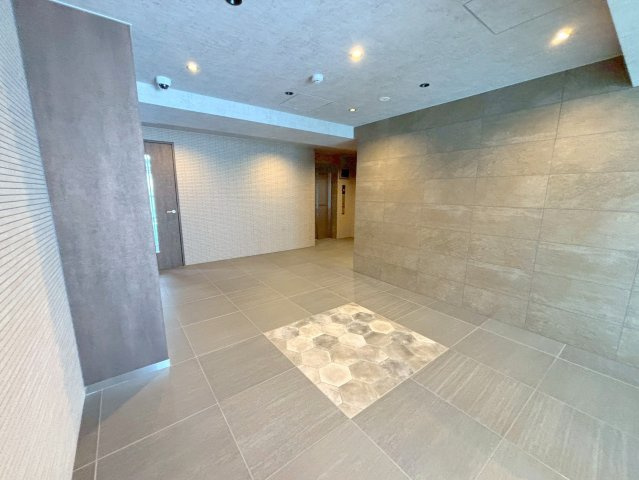 ファーストフィオーレ北大阪リアンのロビー