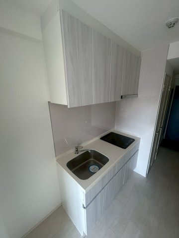 ゼニスレジデンス難波南のキッチン