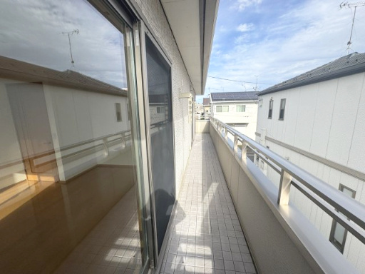 【バルコニー】