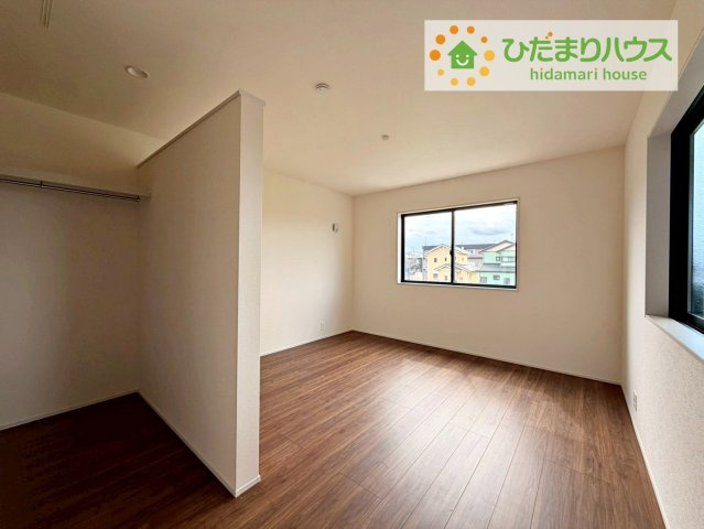 ひたちなか足崎20期　新築戸建　3号棟の寝室|大きなベッドを置いても余裕の広さの主寝室♪♪