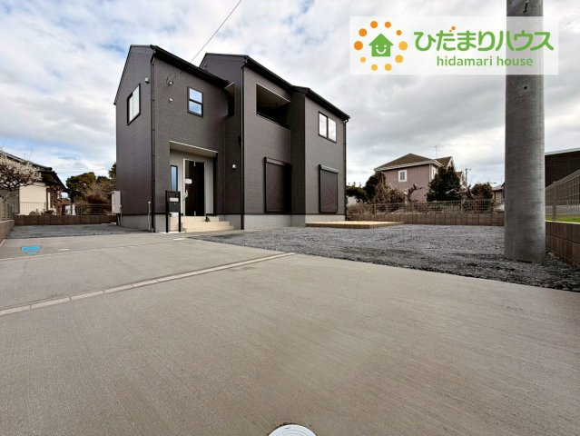 ひたちなか足崎20期　新築戸建　3号棟の駐車場|マイホームなら駐車場代がかかりません。しかも、自宅の駐車場で洗車ができます！今までコイン洗車に行っていた手間も省けて、節約にもつながります(^^♪