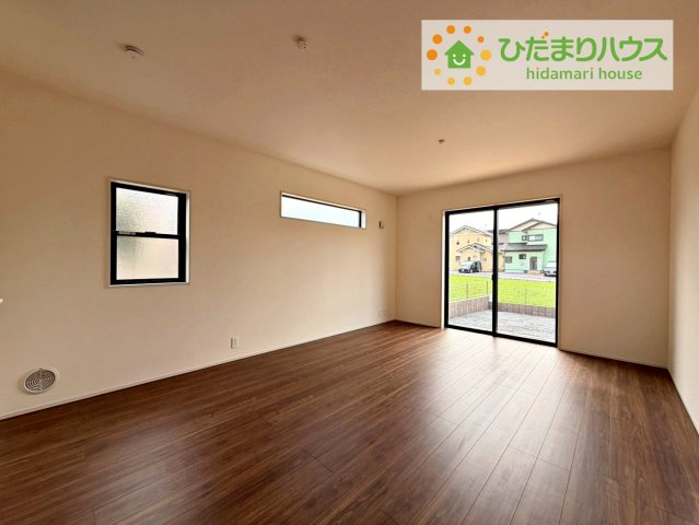 ひたちなか足崎20期　新築戸建　3号棟の居間・リビング|お子様が元気に遊べる広々としたリビングです。