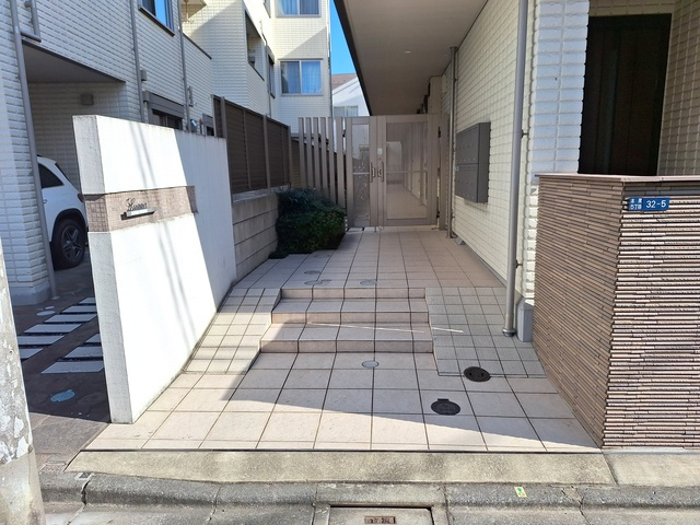 Luanaのエントランス