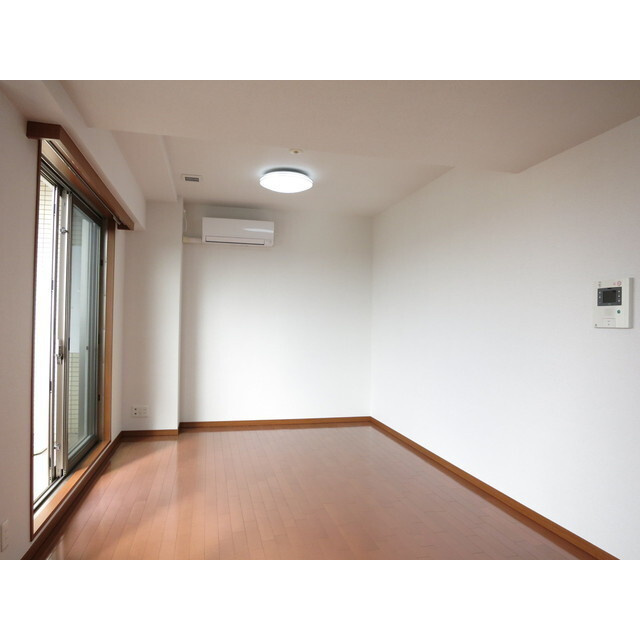 コンフォリア下北沢の居間・リビング