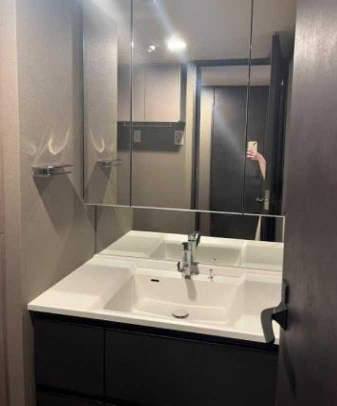 ブランシエスタ目黒中央町　新築　ペット相談　礼金０　フィットネスルームの洗面所