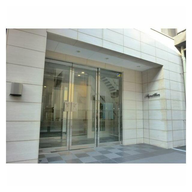 PAPILLONのエントランス