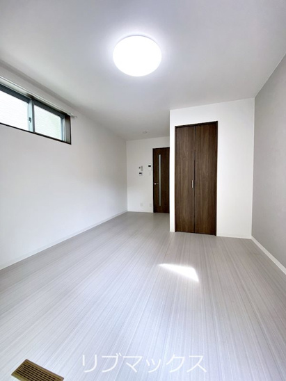 【寝室】ワコーレヴィータ西宮今津 