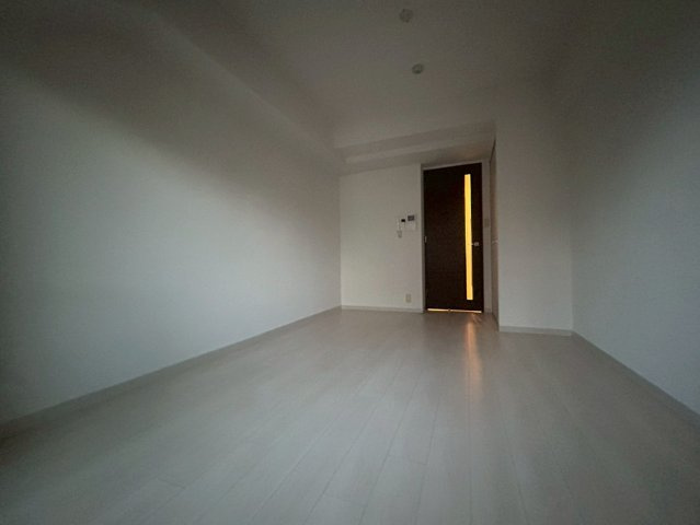 ウィルテラスなんば南の洋室